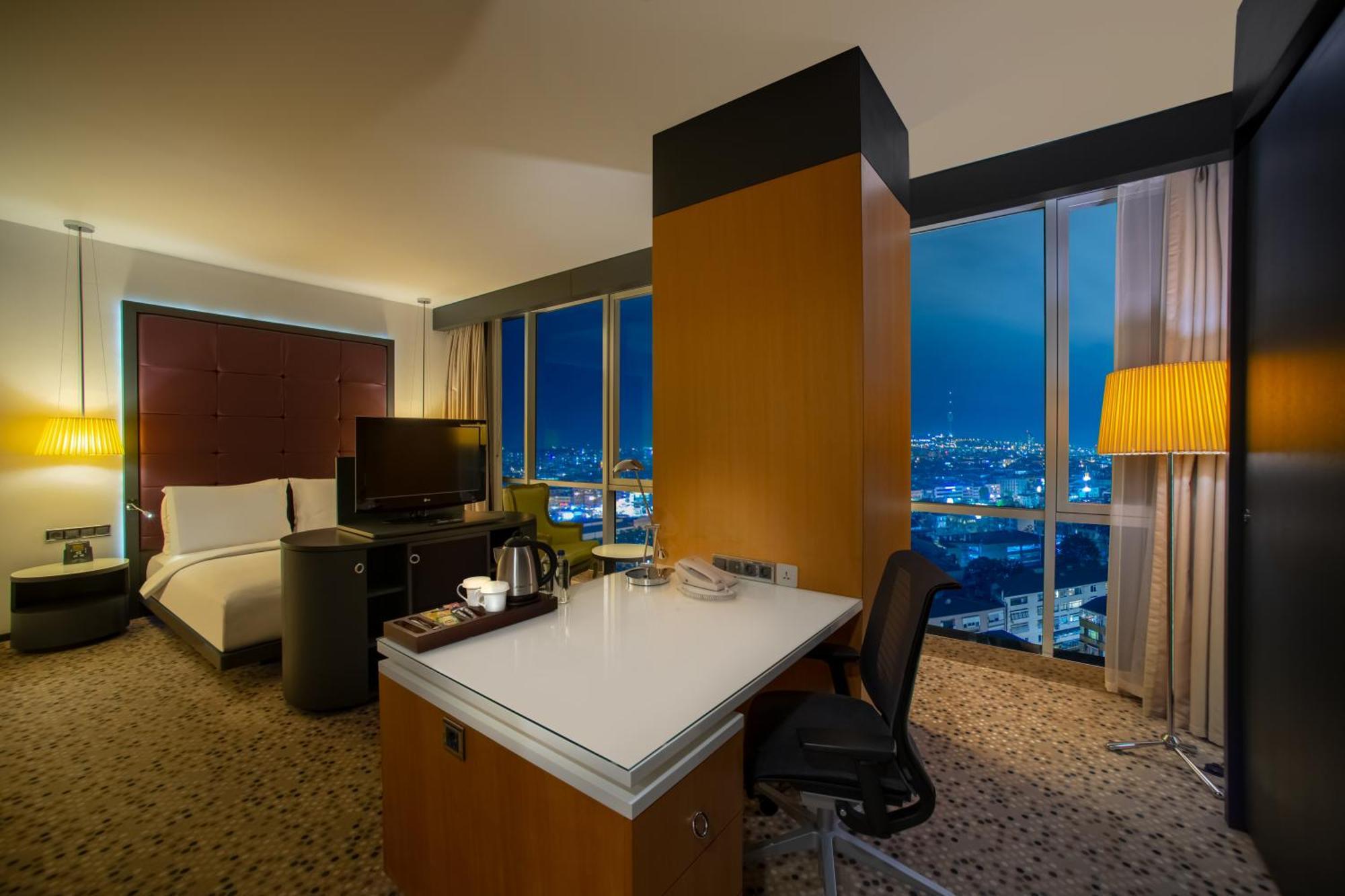 Doubletree By Hilton Istanbul - Moda Exterior foto
