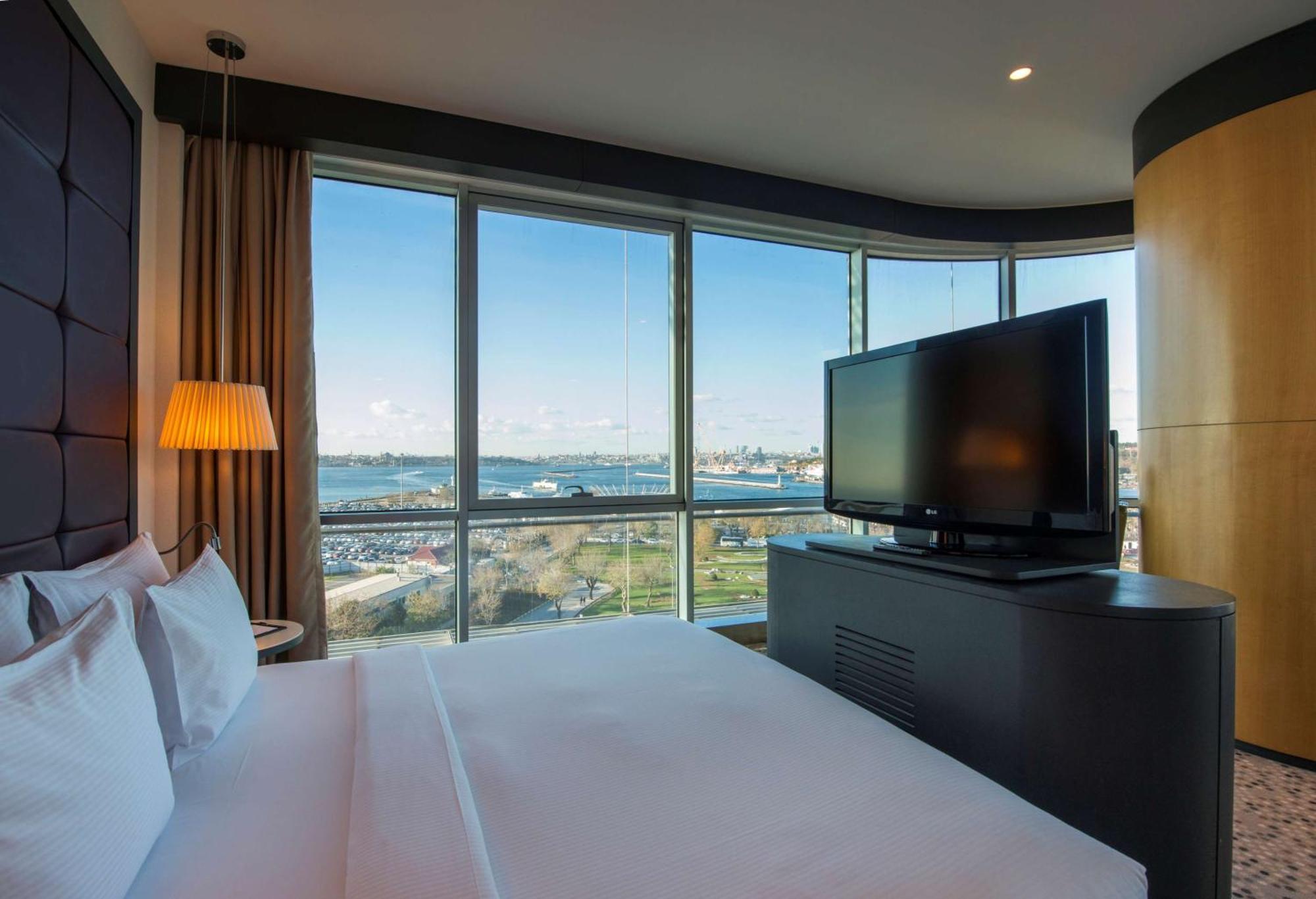 Doubletree By Hilton Istanbul - Moda Exterior foto
